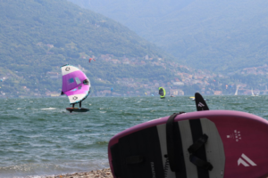 Wing-Foiling Comersee Domaso